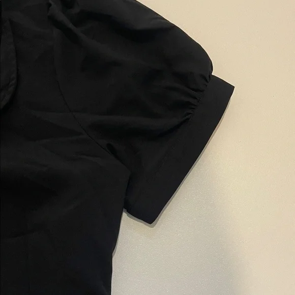 Mikarose Black Double-Layer Peter Pan Collar Short-Sleeve Blouse - Picture 9 of 10